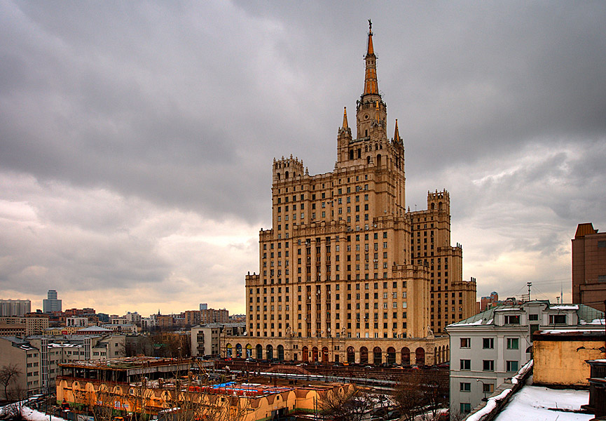 Rascacielos de Kudrinskaya Square. Andrey Zudilin