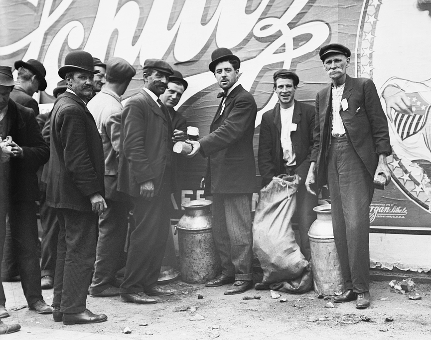 Raciones de comida para desempleados, Nueva York. 1909. Biblioteca del Congreso