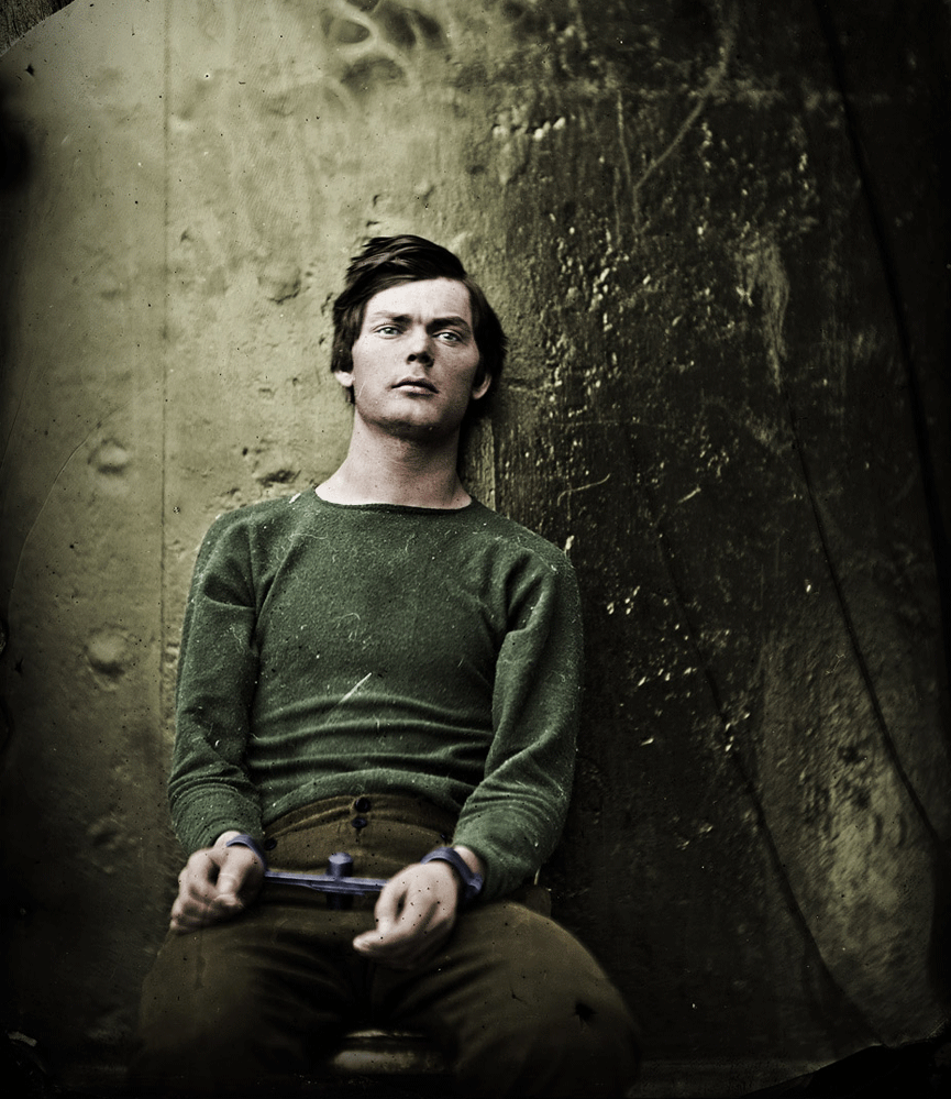 Lewis Payne, sentado y esposado en 1865. Shorpy