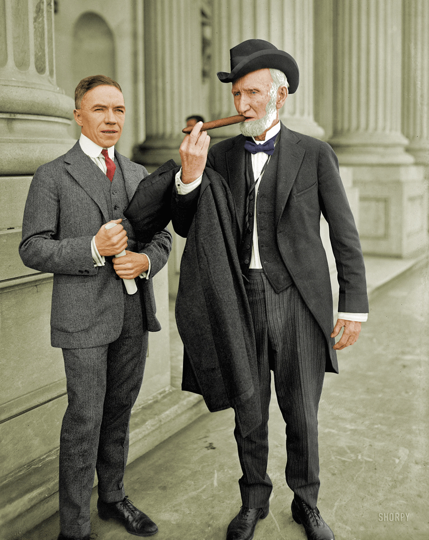 Tío Joe Cannon congresista de Illinois con el legislador de Michigan Brennan Vicente en 1922. Shorpy