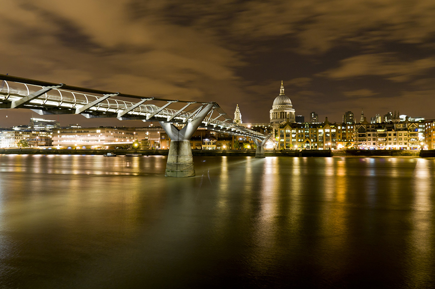 The Millennium bridge, Londres. Mariusz Szymaszek