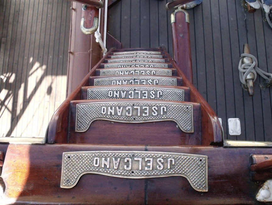 Detalle de las escaleras. José González Spaudo