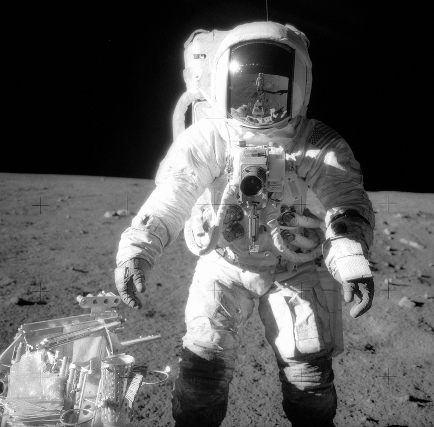 El astronauta Alan L. Bean en el Océano de las Tormentas. Nasa