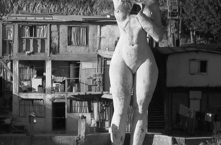 La Mona III Milenio, Tijuana 7. Yupi Harris