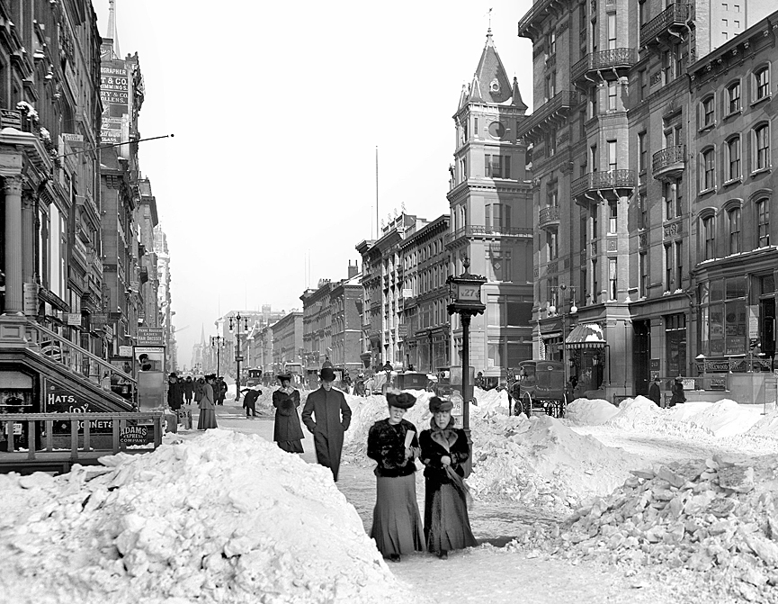La Quinta Avenida de Nueva York, después de una tormenta de nieve. 1905. Biblioteca del Congreso