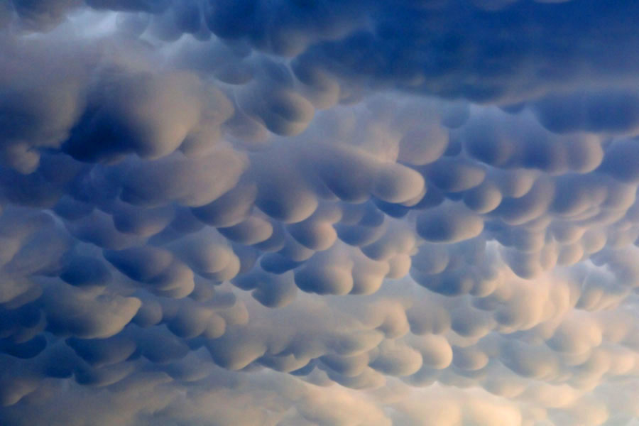 Nubes mammatus. Jim Reed